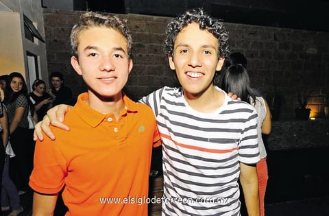 25072014 AMIGOS.  Luis y Daniel.