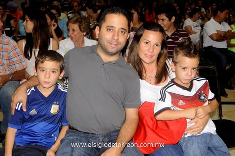 28072014 Massiel, Katy y Lucy.