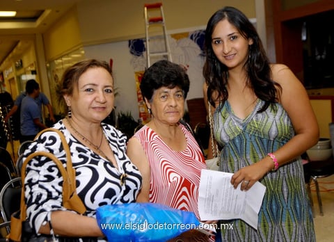 27072014 Irma, Esther y Shantal.