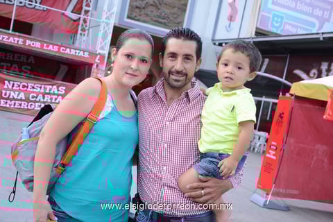 08082014 Claudia, Luis Jorge y Mateo.