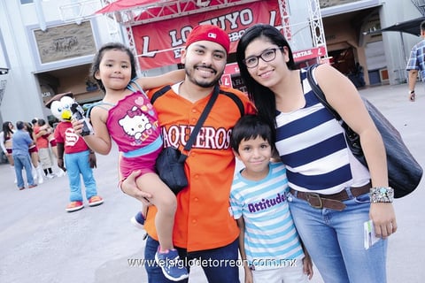 10082014 Renata, Christian, Diego y Nora.