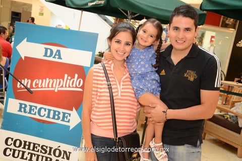 12082014 Ivonne, Romina y Rodrigo.