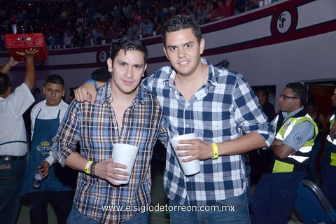 16082014 AMIGOS.  Jorge y Carlos.