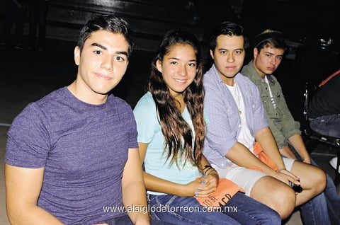 20082014 REGRESAN A CLASES.  Manuel, Fernanda, Daniel y José.