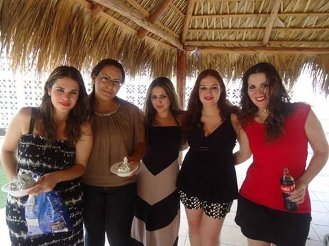 Rosy, Anna, Aída, Berthaly y Thelma.