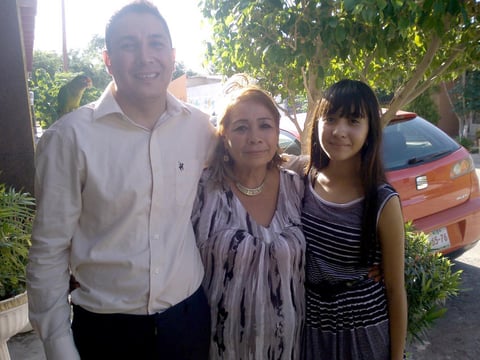 21082014 En el cumple de Cony.