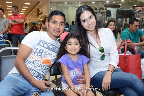 25082014 Manuel, Valentina y Fernanda.