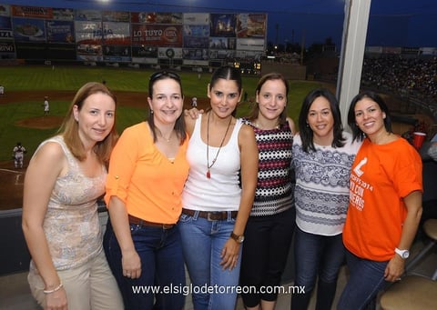 25082014 Claudia, Any, Gaby, Cristy, Marissa y Sandra.