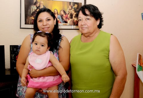 23082014 Abigaíl, Esther y Pilar.