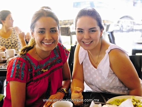 26082014 Nayeli y Paola.