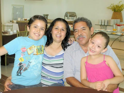 28082014 Abuelita Yolanda, Javier, abuelito Arturo, Ãngela, Karen, Diana, Jorge y Paula.