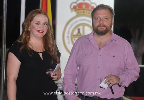01092014 Ana Francis y David.