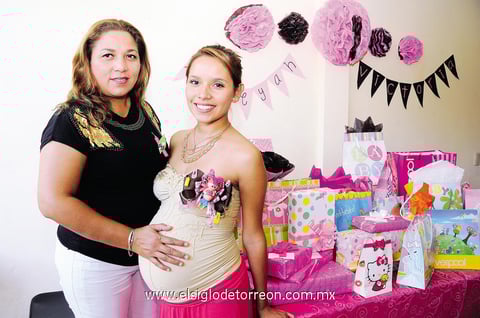 01092014 FIESTA DE CANASTILLA.  Adriana con Virginia del Carmen.