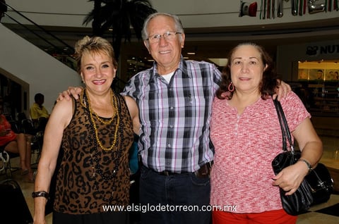 01092014 Silvia Webber, Jesús Ricardo González y Patricia Rojas.