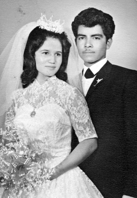 Cristina Saldívar y Jesús de Ávila Hernández contrajeron nupcias el dos de agosto de 1966. Actualmente, cumplieron 50 años de matrimonio.