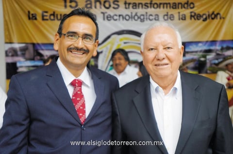 02092014 EN RECIENTE EVENTO.  Indalecio y Pedro Carlos.