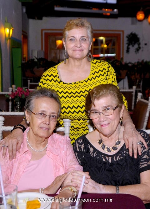 02092014 María de Jesús, Encarnación y Mary Carmen.