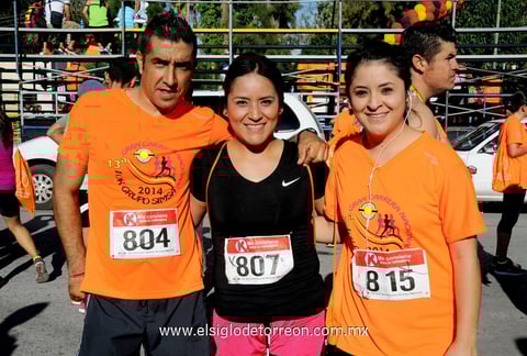 04092014 Miguel, Edith y Adrián.