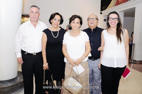 04092014 EN LA CAMERATA.  Luis, Rocío, Héctor, Chela y Astrid.