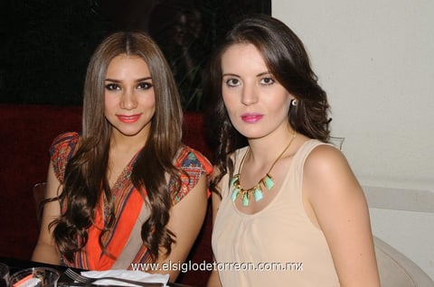 05092014 Alejandra Díaz y Valeria Serrano.