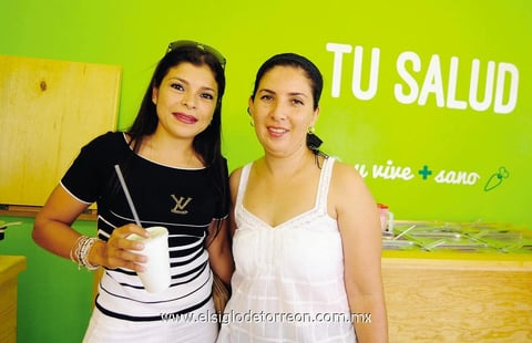 08092014 CONTENTAS.  Katia y Miriam.
