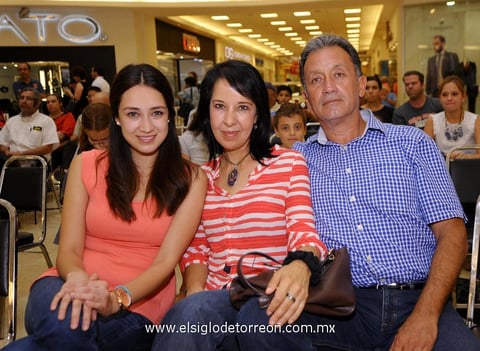 08092014 Sara, Gaby y José.