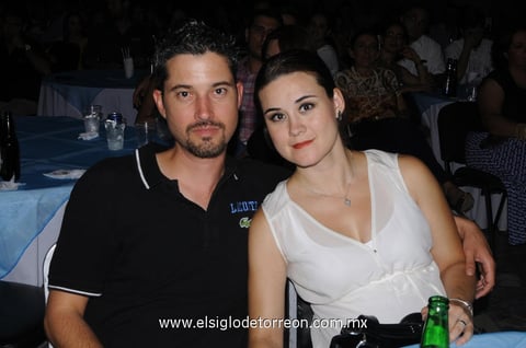 08092014 Ana Claudia y Tomás.
