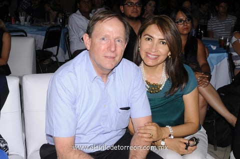 08092014 Cristy y Luis.
