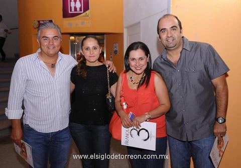 08092014 Bruno, Lizeth, Gaby y Vladimir.