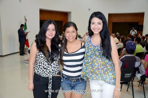 10092014 Paola, Mariana y Blanca.