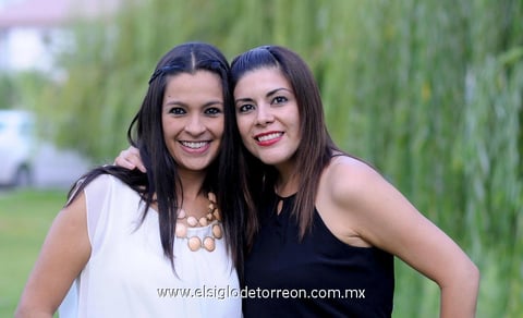 10092014 Nancy y Paty.