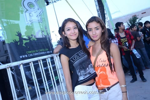 12092014 Andrea y Karen.