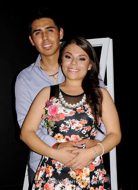 12092014 Carlos Iván Alvarado Castro y Karla Cristina Acosta Ramírez se jurarán amor eterno.