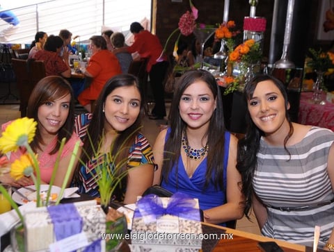 12092014 Marcela, Rosy, Denisse y Cecy.