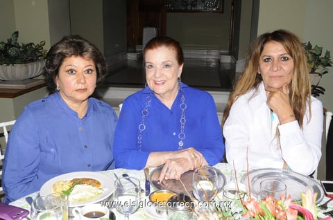 12092014 Marilú, Rosy y Lourdes.