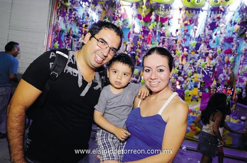 15092014 Carlos y Nadia con Ilxel.