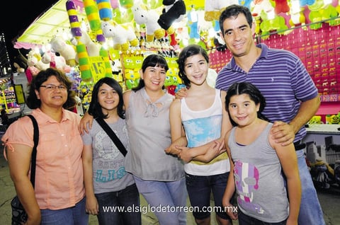 15092014 Blanca, Victoria, Bárbara, Daniela, Eunice y Jose Alberto.
