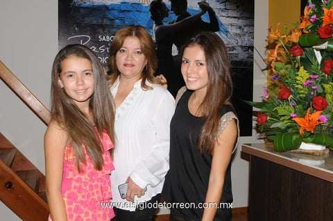 14092014 Lorena Garza, Lorena Hernández y Sofía Garza.
