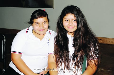 14092014 MUY LINDAS.  Ximena y Sofi.