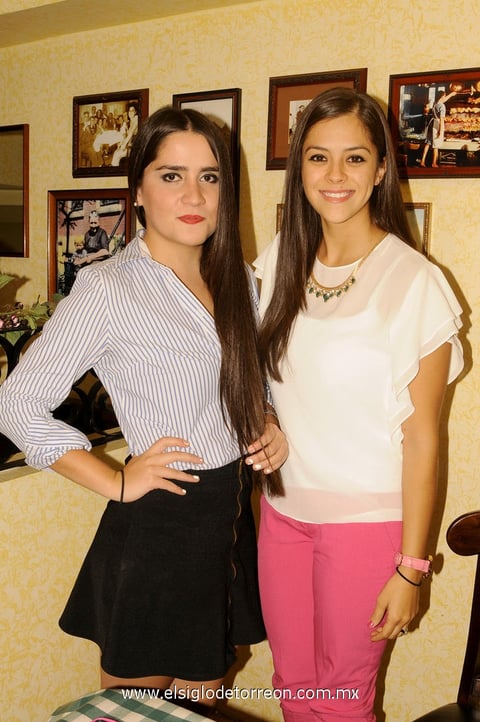 17092014 Marcela Marín y Dionna Carreón.