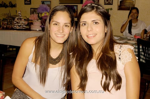 17092014 Cristina y Sophía.