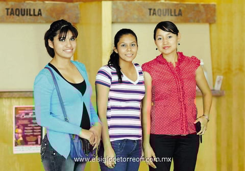 16092014 Fernanda, Leticia y Mónica.