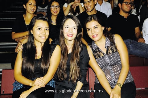 17092014 Estefanía Ceniceros, Nora Tijerina y Citlalli Morales.