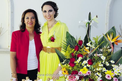 17092014 DESPEDIDA DE SOLTERA.   Andrea Cebrián Ramírez con Silvia Reynoso de Ortiz.
