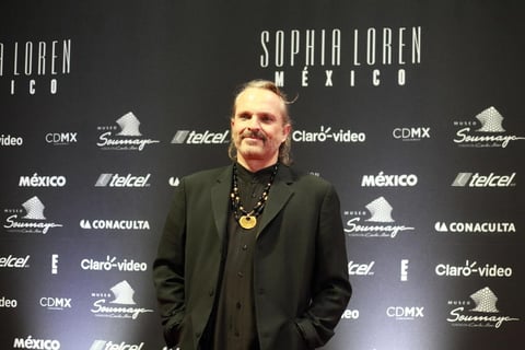 Con la solemnidad que lo caracteriza, Miguel Bosé comentó que a Loren la conoce desde su bautizo; pero no fueron los únicos que desearon lo mejor a esta diva del cine internacional.