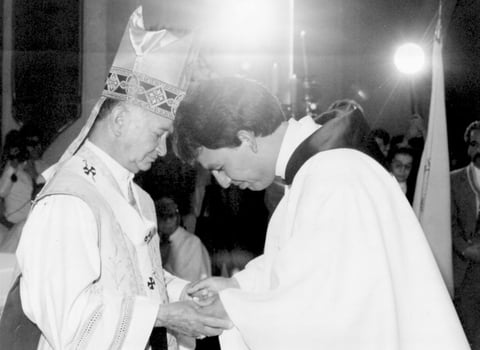 14092014 Eliseo JesÃºs GonzÃ¡lez GarcÃ­a y MarÃ­a Elena ChÃ¡irez de GonzÃ¡lez (f). Don Eliseo cumple 78 aÃ±os de vida.