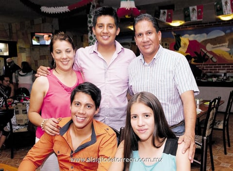 22092014 Ricardo, Ana Tere, Tere, David y Ricardo.