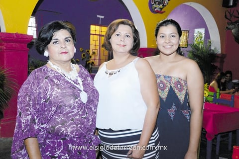 23092014 ASISTEN A DESPEDIDA.  Dora Elia, Lupita y Valeria.
