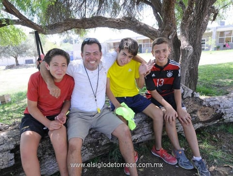 24092014 Omar, Roberto, Daniel y Fernando.