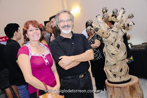 24092014 Katy Monárrez y Salvador Botello.